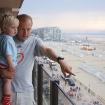 People watching on the digue