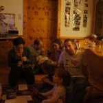 Singing Christmas songs with Onkel & Tante