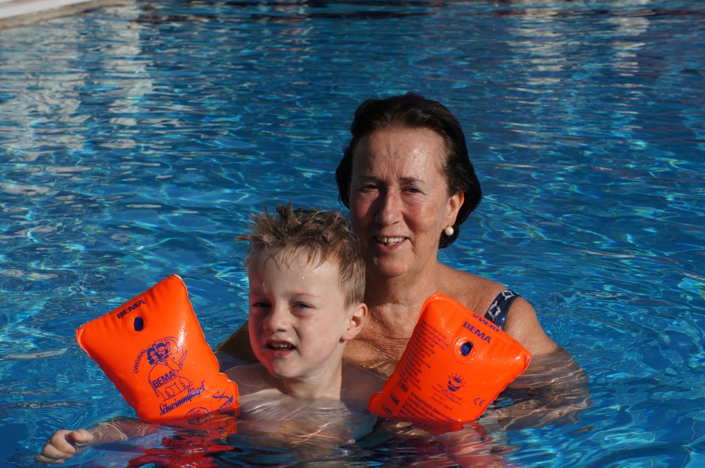Swim with Mamy